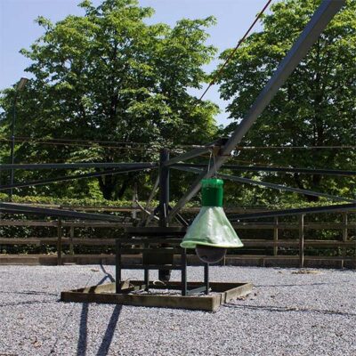 Gallagher™ MT-Trap Broms- och Getingfalla 40×50 cm installerad