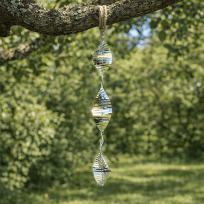 Vogelschreck | Stark reflektierende Metallspirale Umgebung